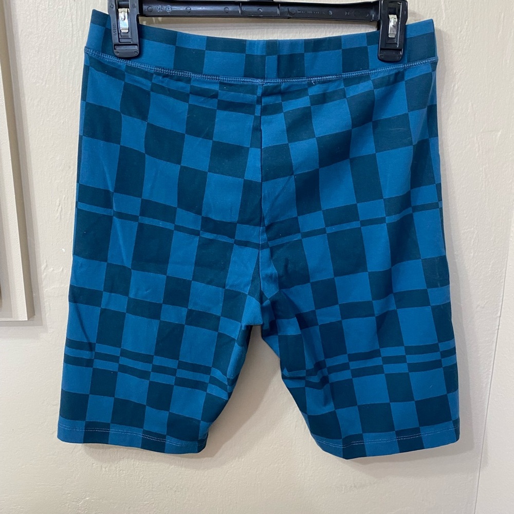 Vans NWT bike shorts size Large